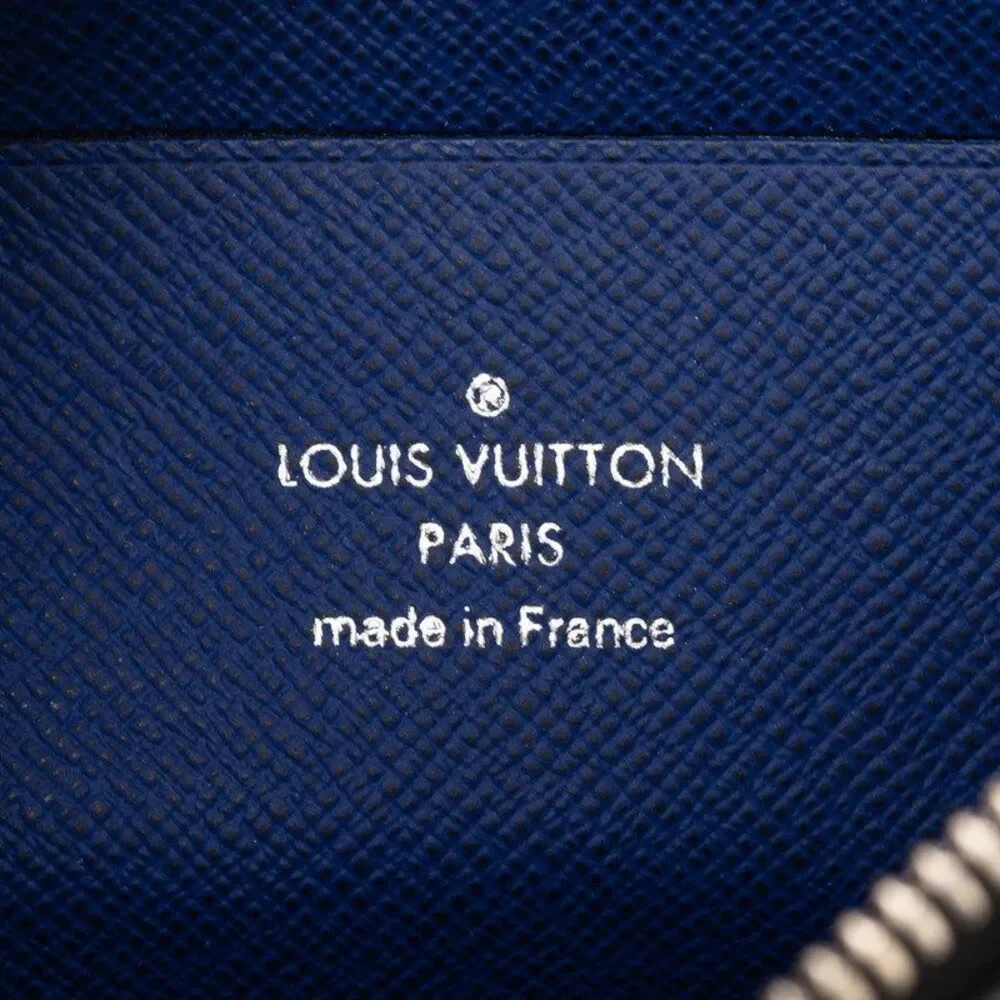 Louis Vuitton Taigarama Pochette Discovery PM